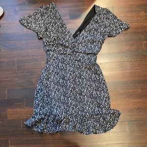 Forever 21 black flower dress size small new with tags